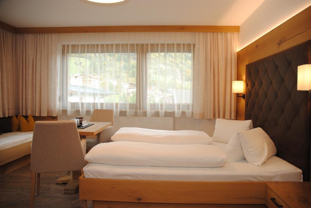 Gaestehaus Pirker Finkenberg Zewnętrze zdjęcie